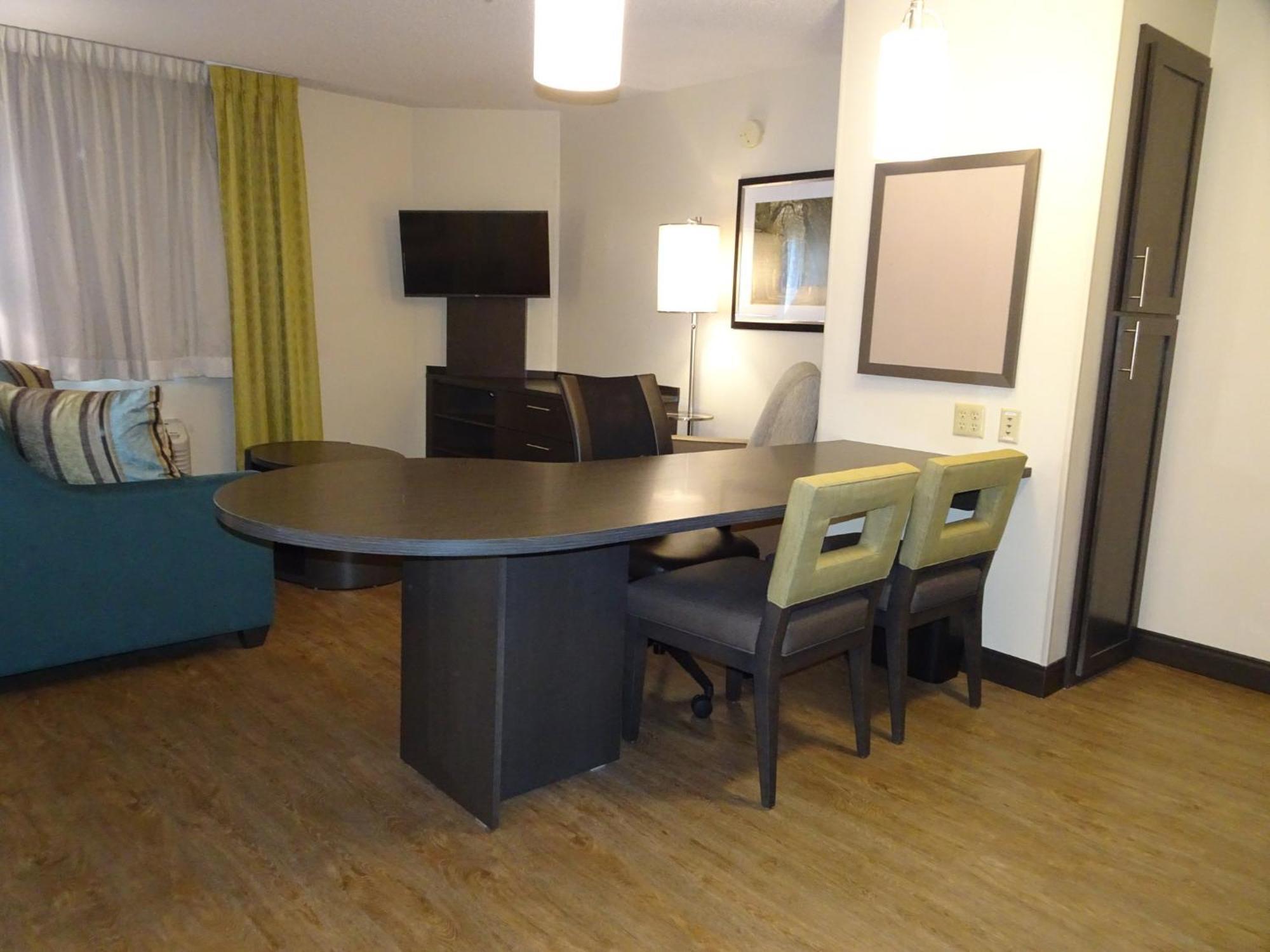 Candlewood Suites Glen Allen-Short Pump Bagian luar foto