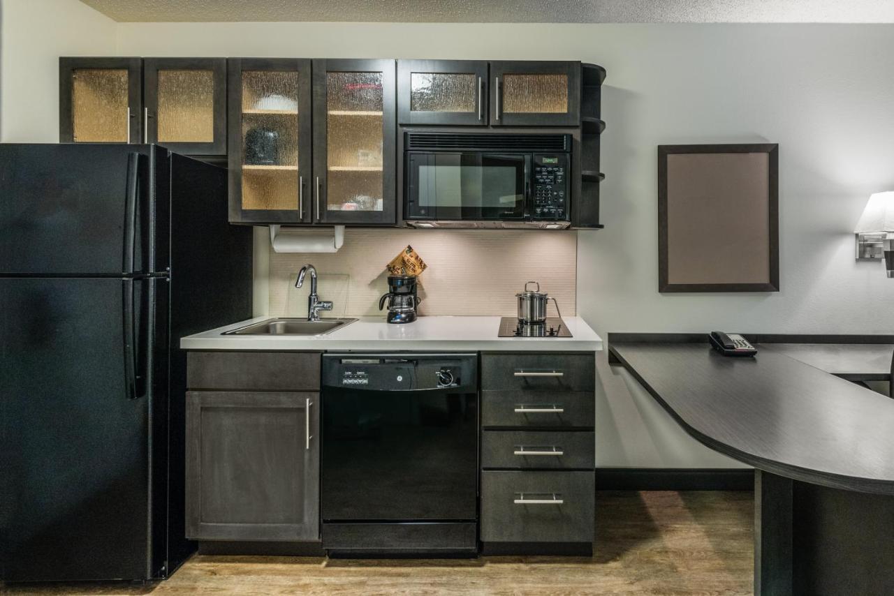 Candlewood Suites Glen Allen-Short Pump Bagian luar foto